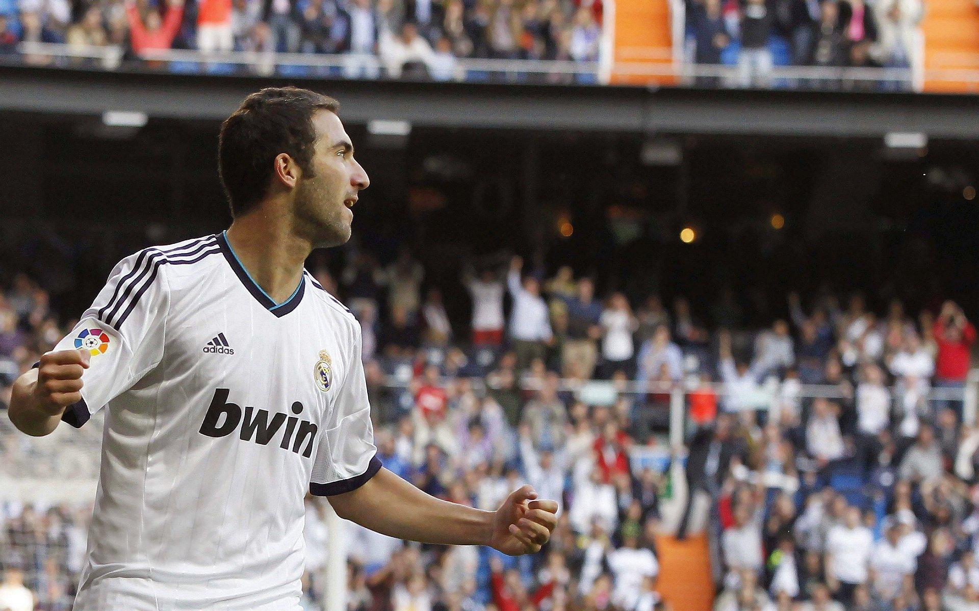 虚拟体育崛起，电竞与传统体育的融合开启新纪元